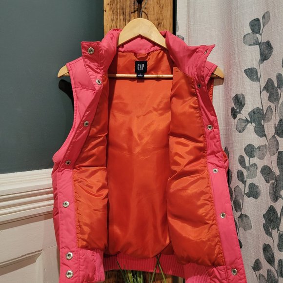 Gap Puffer Vest - Picture 5 of 6
